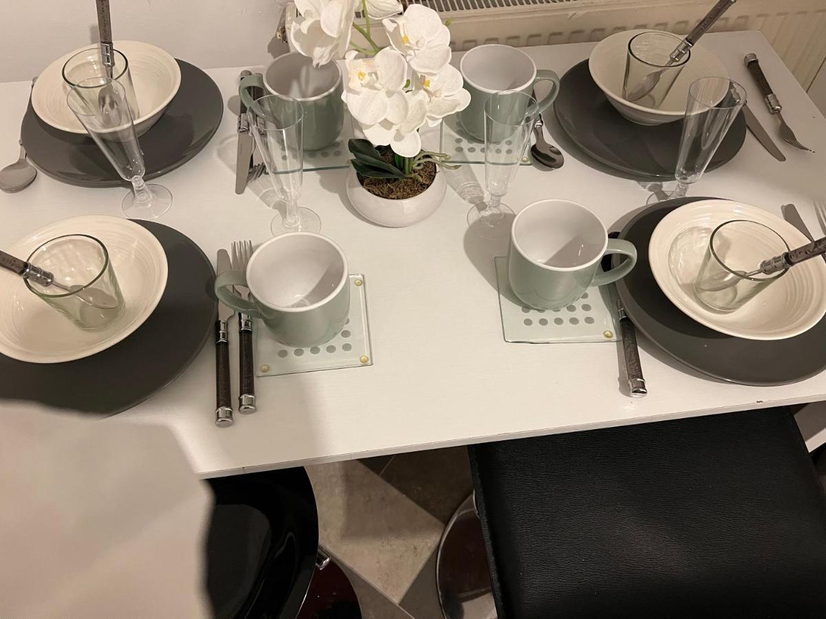 Superb Lime Apartment Shildon